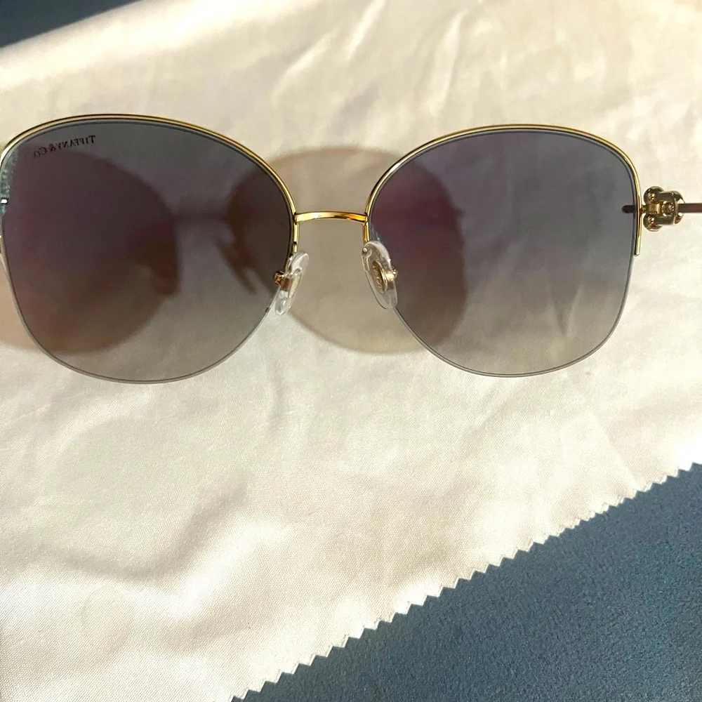 Tiffany & Co Sunglasses - Picture 6 of 9